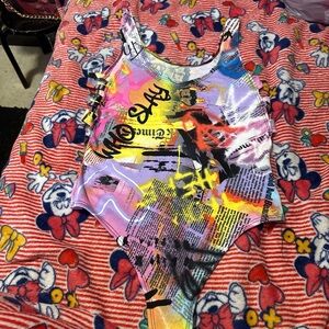 Discreet Multicolor Graphic Top